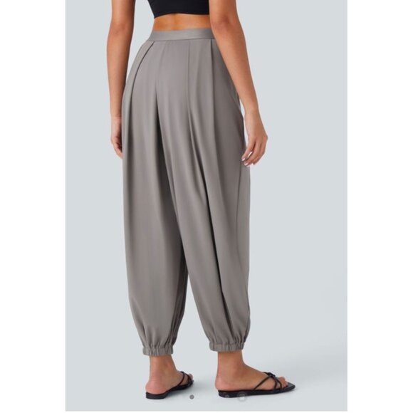 Halara Mid Rise Side Pocket Relax Resort Joggers Sz Large Womens Grey Pleated Fr - Picture 6 of 12